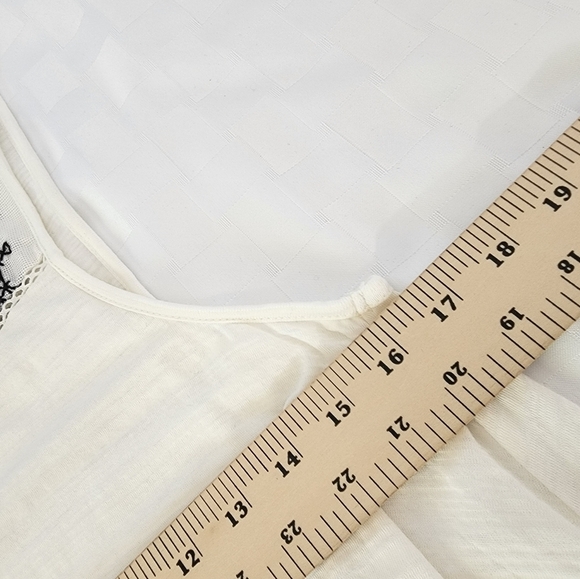 American Eagle Outfitters Embroidered Aztec Stitch Lace Cream Tank Top Size M - Picture 5 of 6